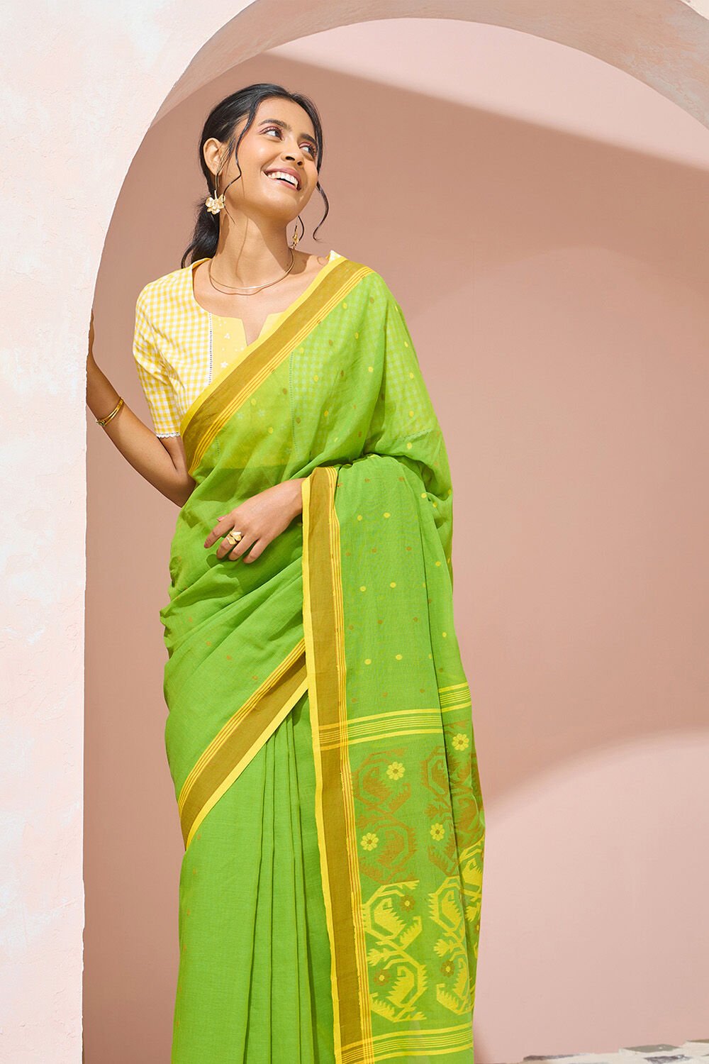 Green Cutwork Pure Cotton Bengal Saree image number null