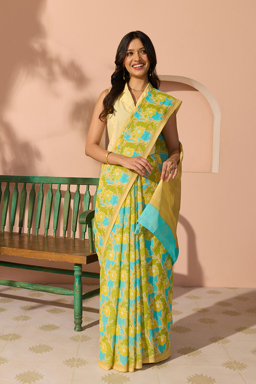 Green Bengal Screen Printed Pure Cotton Mulmul Saree image number null