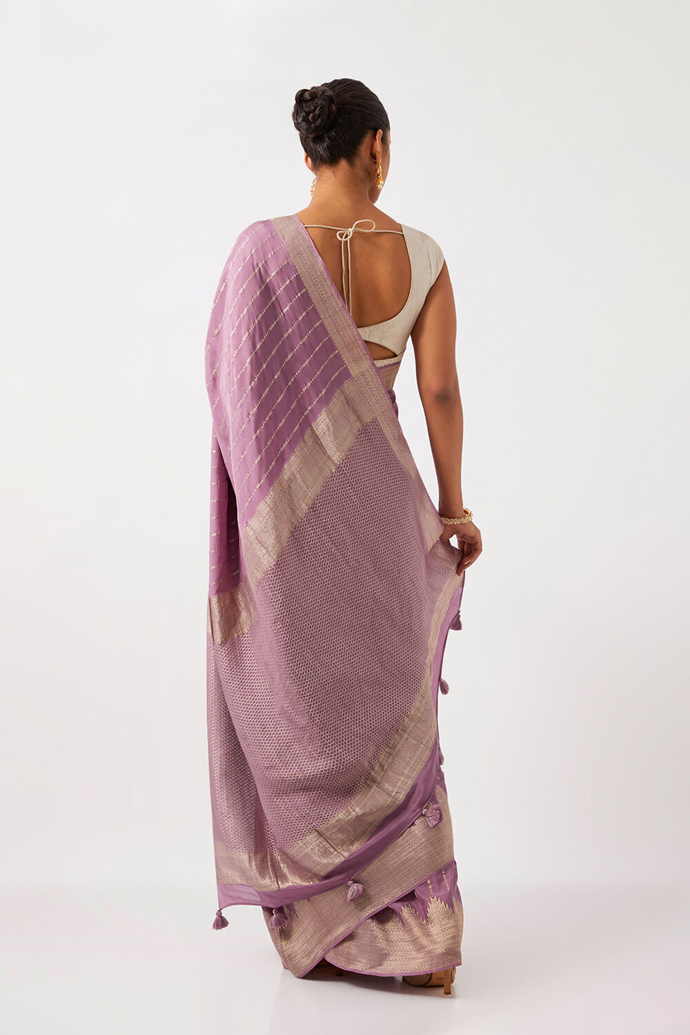 Light Violet Pure Crepe Woven Saree image number null