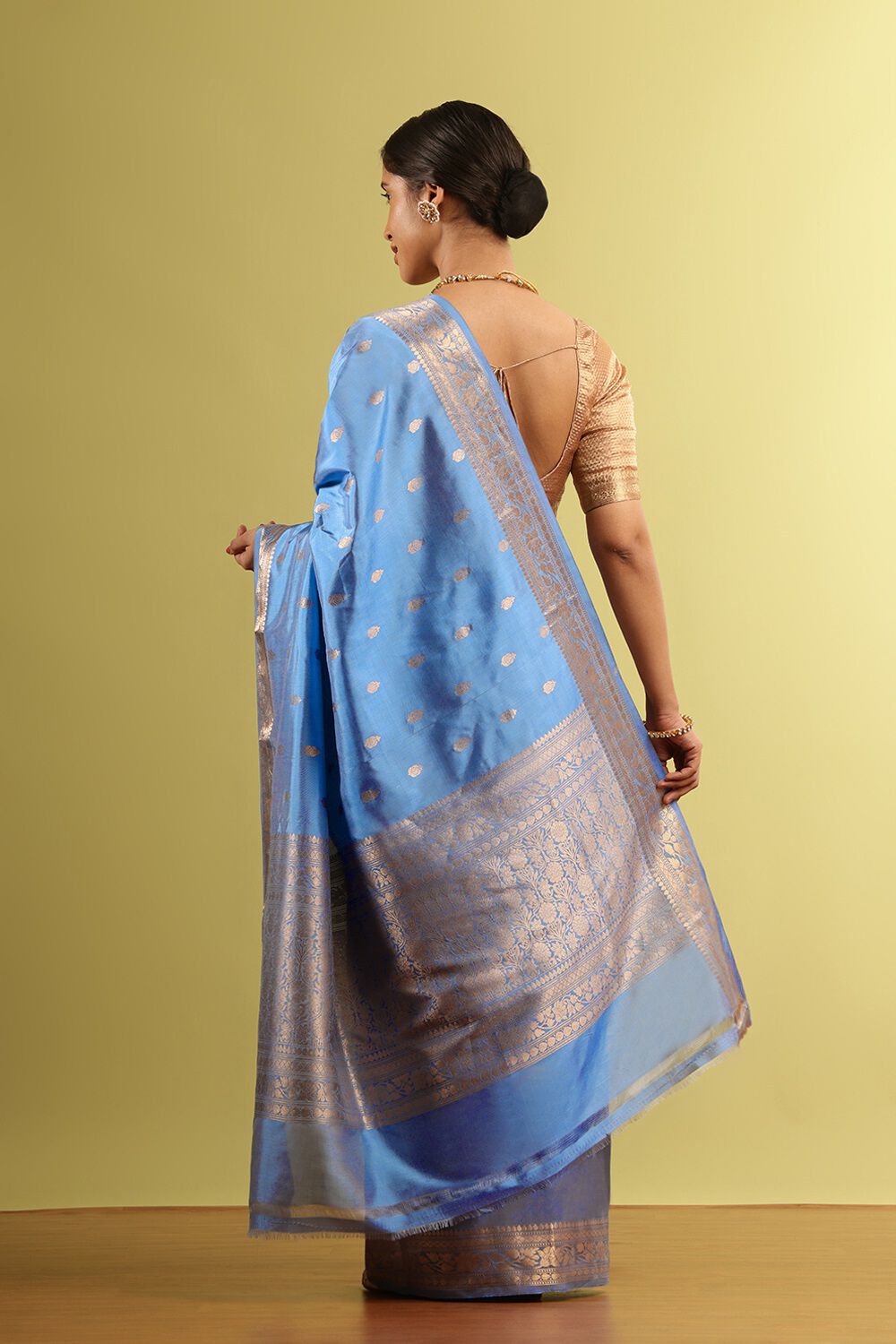 Blue Silk Viscose Woven Saree image number null