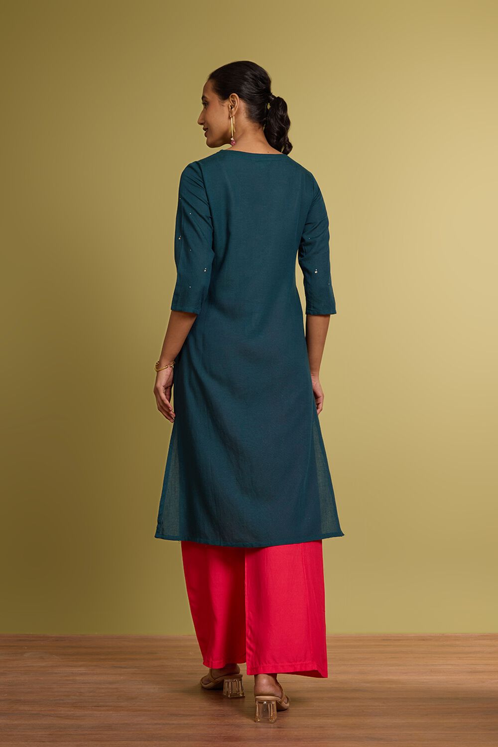 Dark Green Viscose Cotton Embroidered Kurta image number null