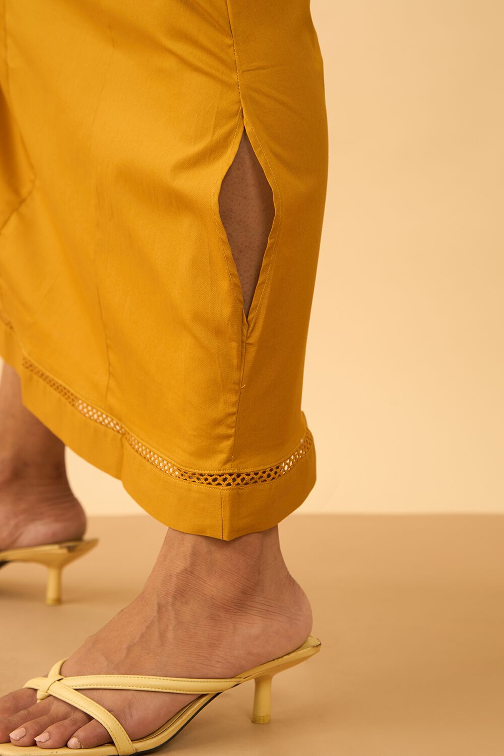 Dark Yellow Woven Cotton Lycra Inskirt image number null