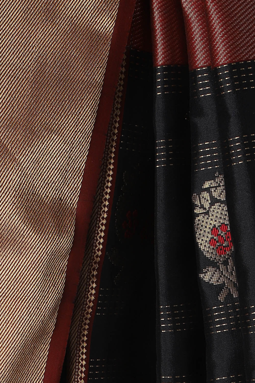 Black Pure Silk Maheswari Saree image number null