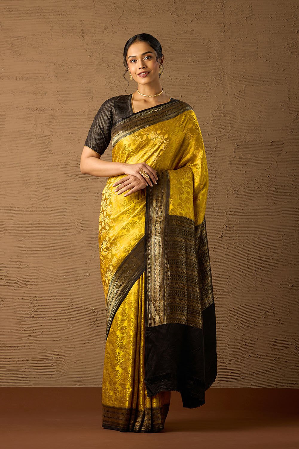 Yellow Pure Silk Tanchoi Banarasi Saree image number null