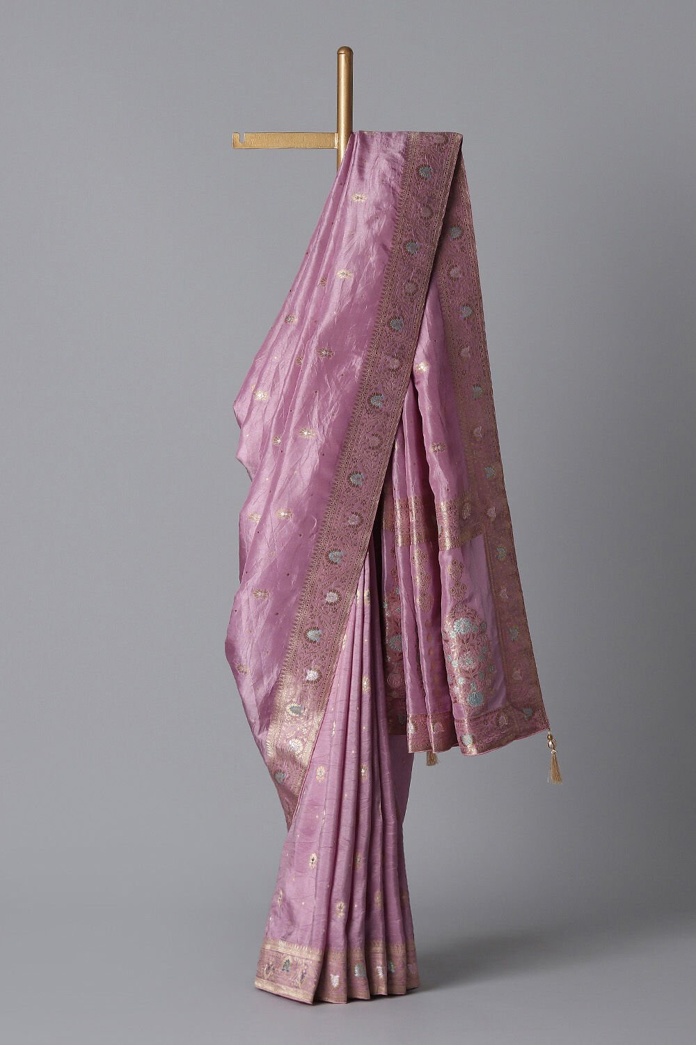 Violet Viscose Luxe Woven Saree image number null