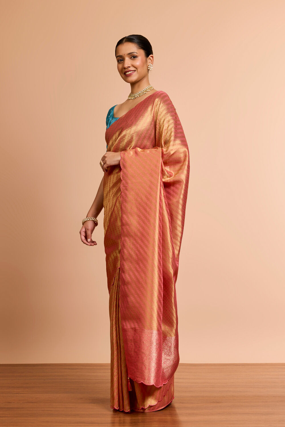 Pink Woven Viscose Tissue Saree image number null