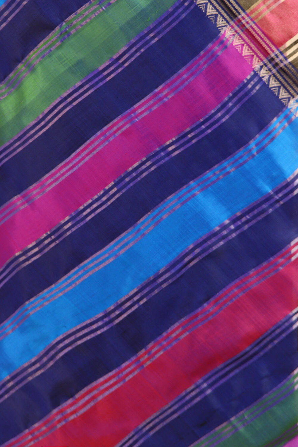 Violet Pure Silk Woven Saree image number null