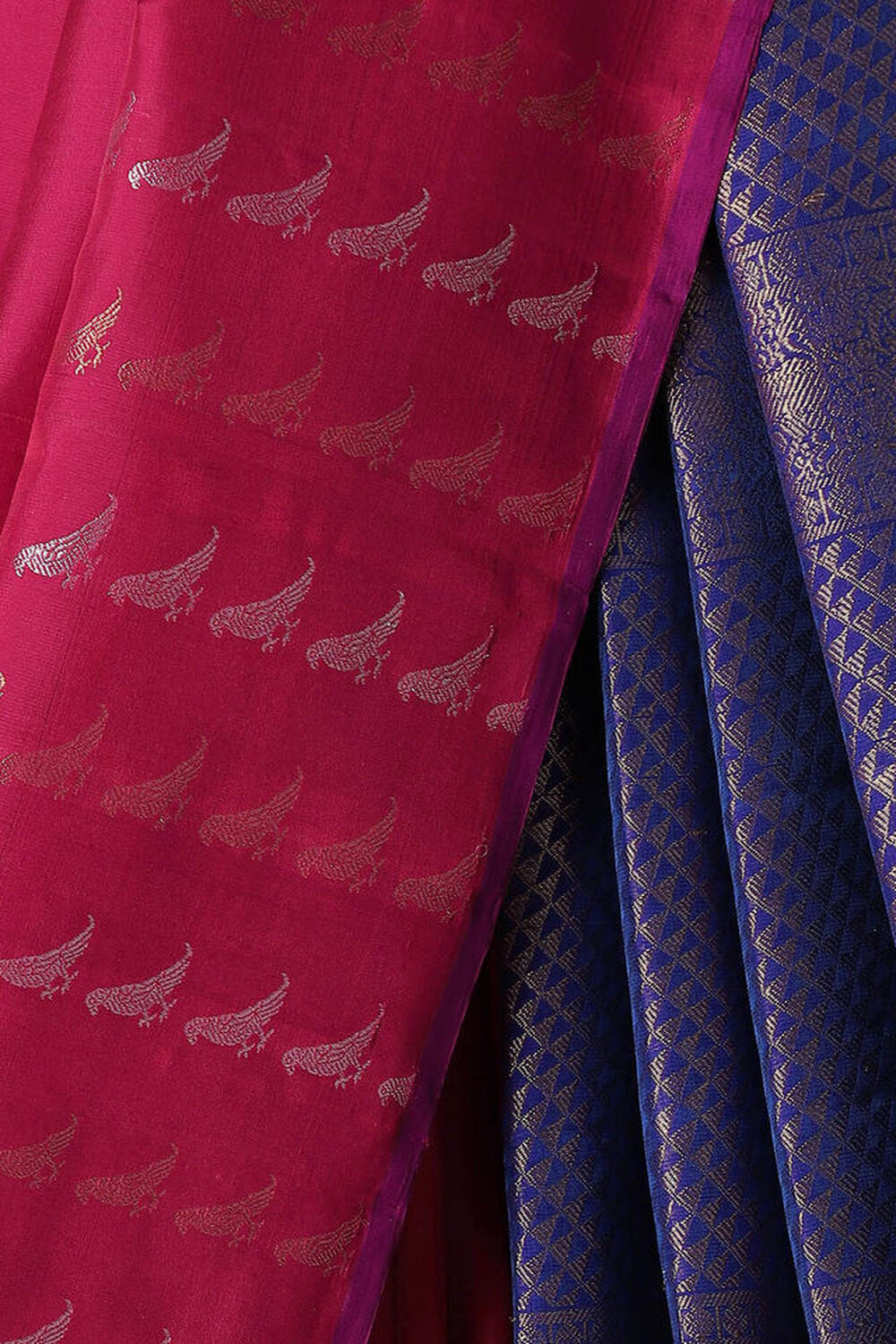 Red Woven Pure Silk Kanjivaram Saree image number null