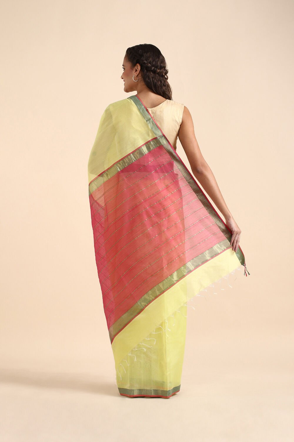 Light Yellow Pure Silk Cotton Maheswari Saree image number null
