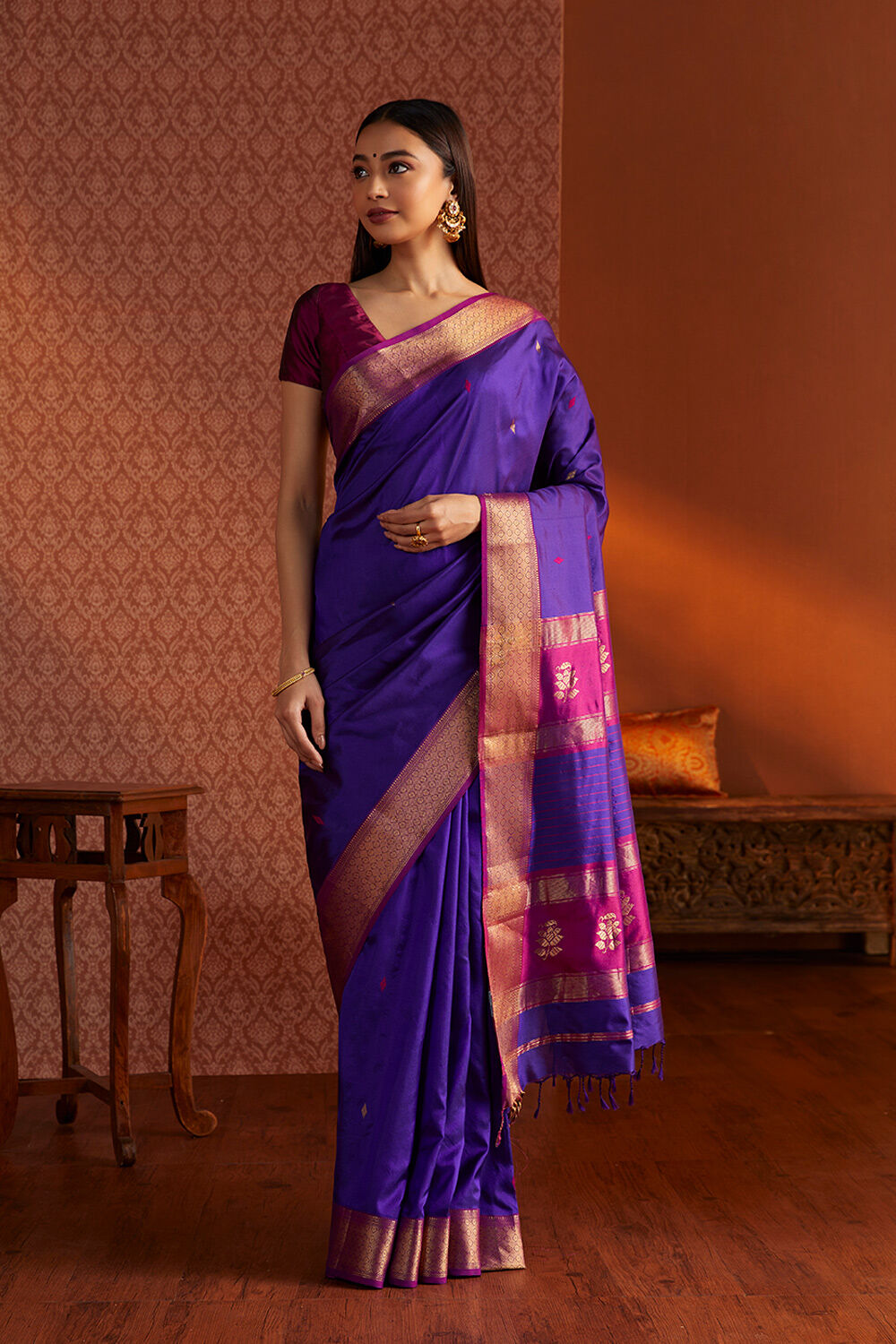 Purple Woven Silk Maheshwari Saree image number null