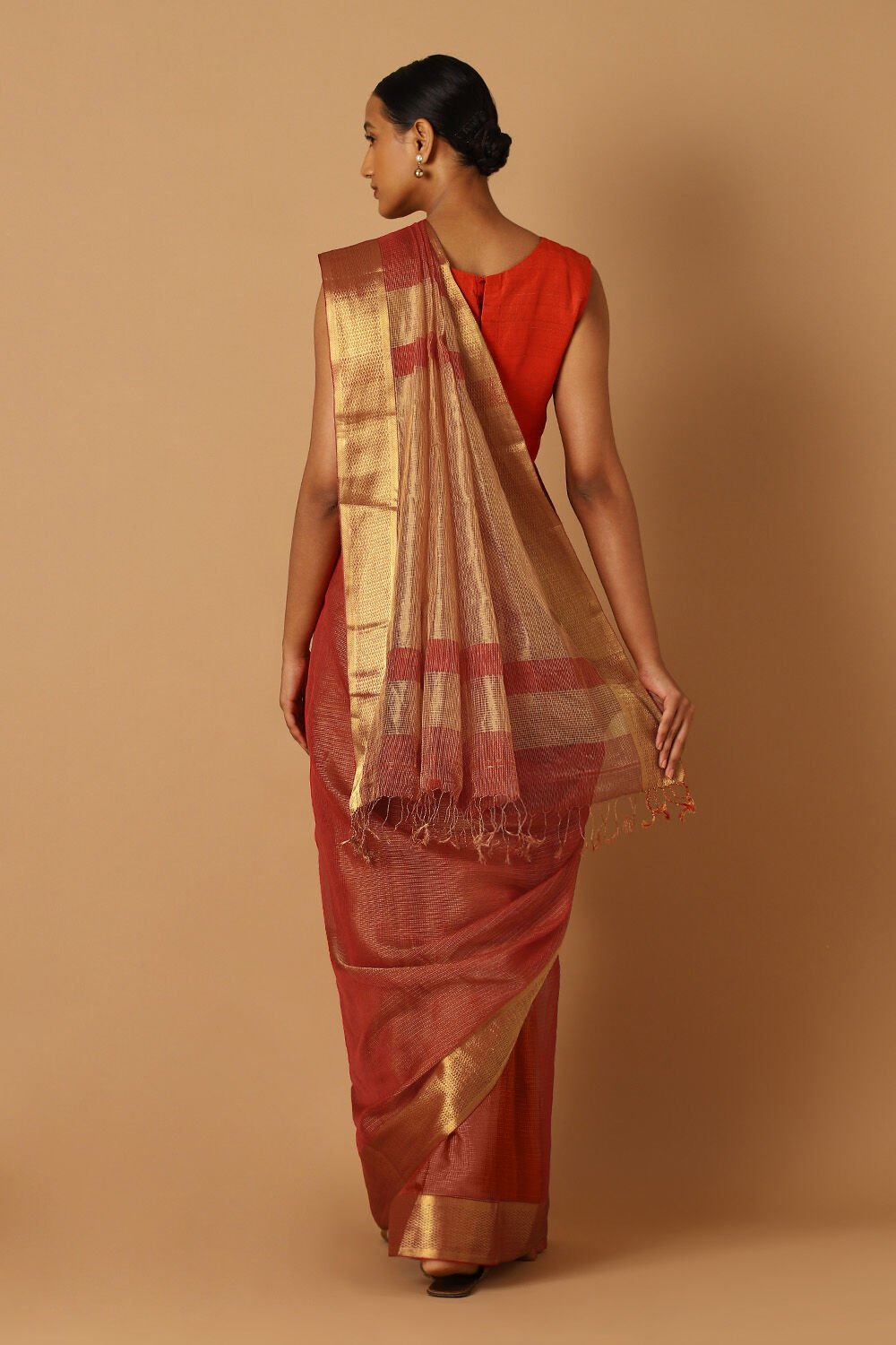 Dark Red Pure Silk Cotton Maheswari Saree image number null
