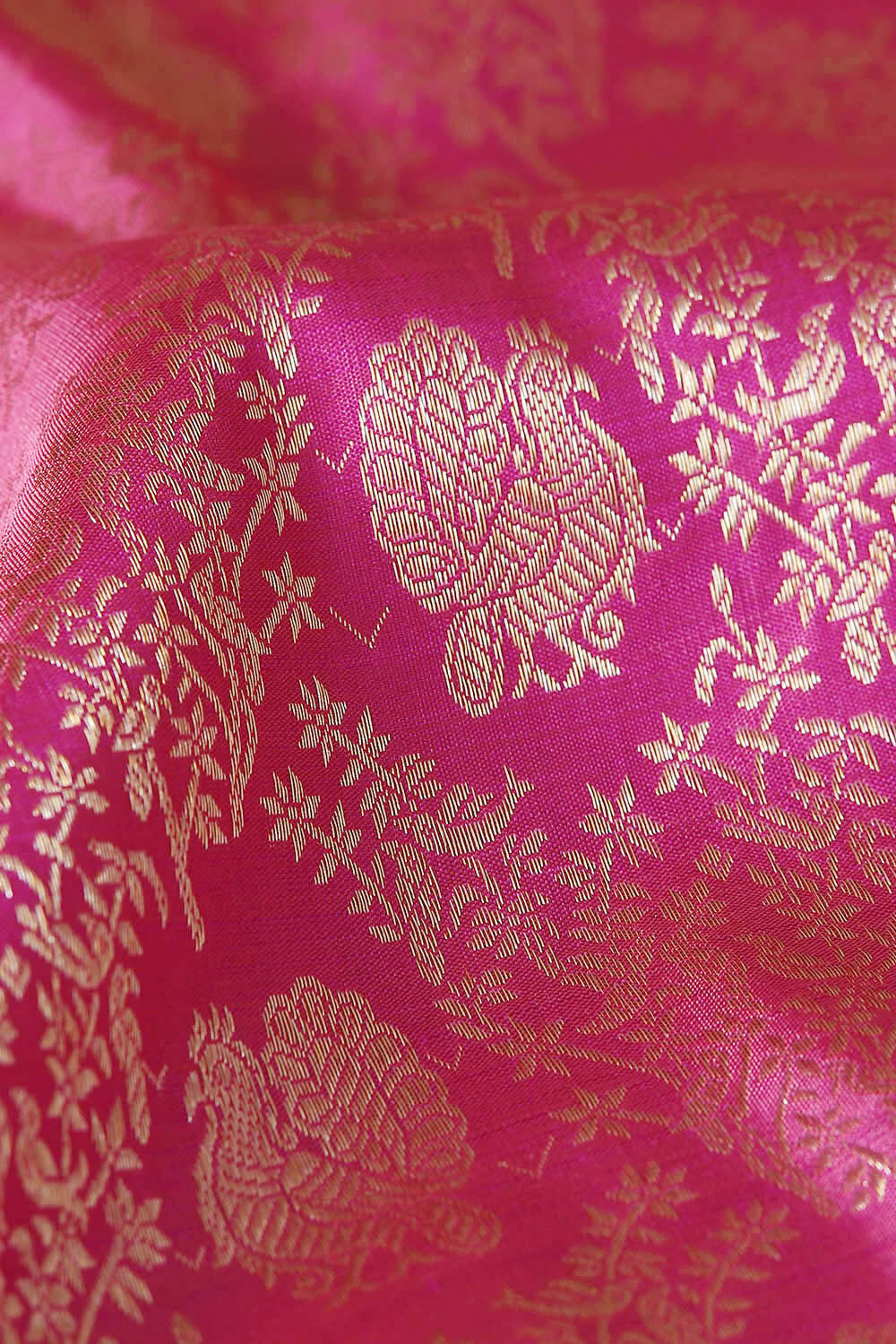 Dark Pink Pure Silk Kanjivaram Saree image number null