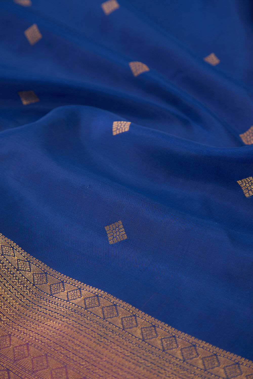 Blue Woven Silk Viscose Saree image number null