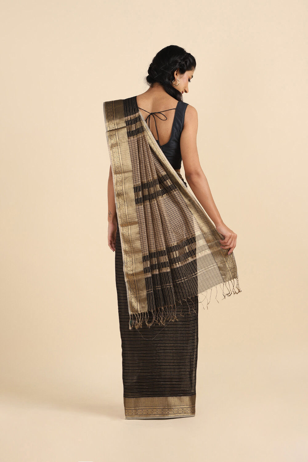 Brown Pure Silk Cotton Maheswari Saree image number null