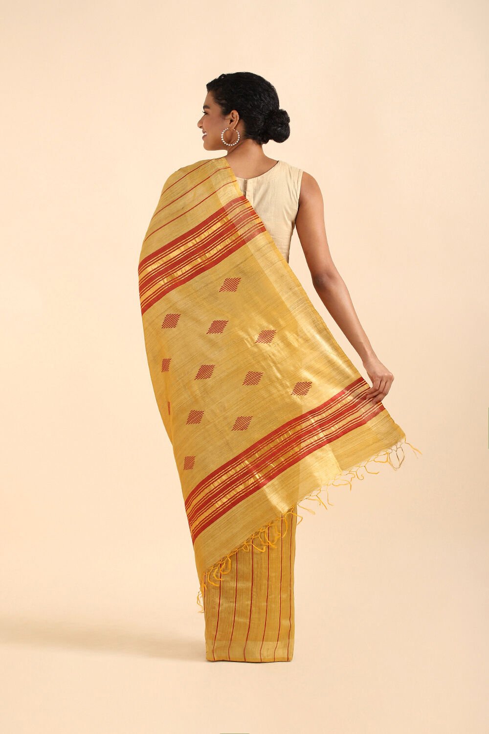 Yellow Pure Tussar Bhagalpuri Saree image number null