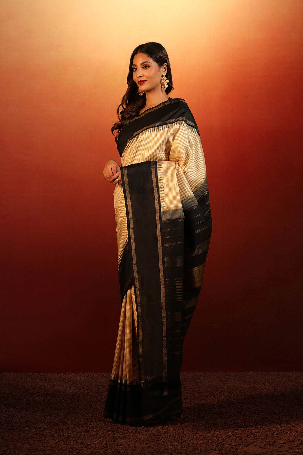 Yellow Woven Pure Silk Kanjivaram Saree image number null