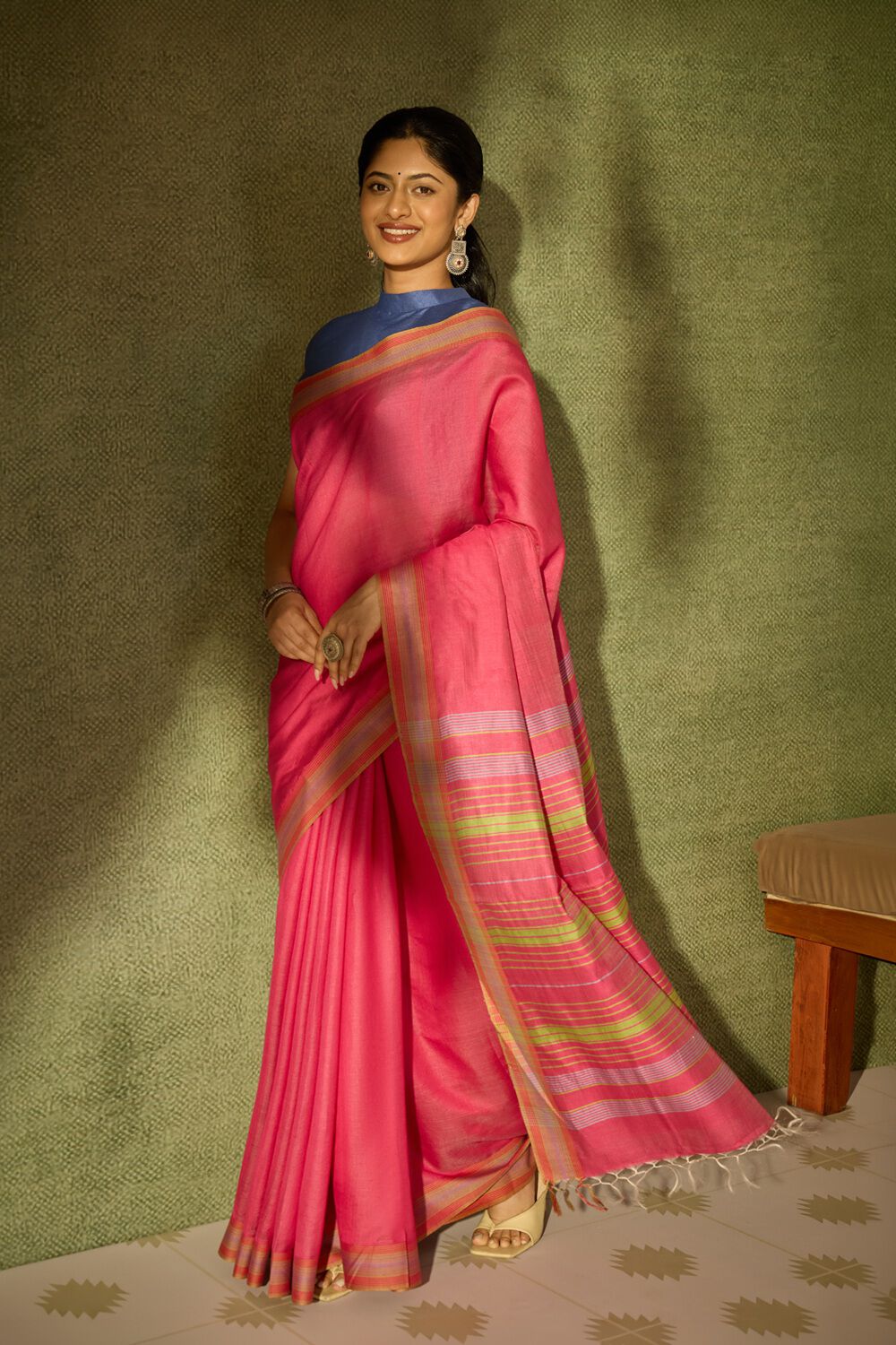 Pink Bhagalpur Woven Silk Viscose Saree image number null