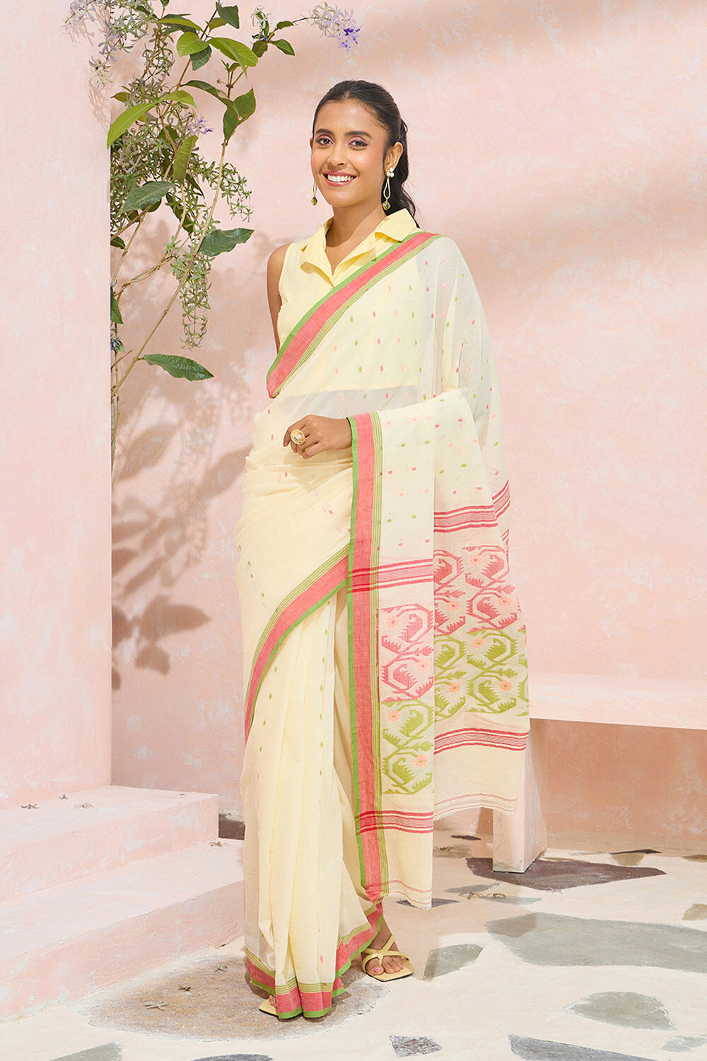 Off White Cutwork Pure Cotton Bengal Saree image number null