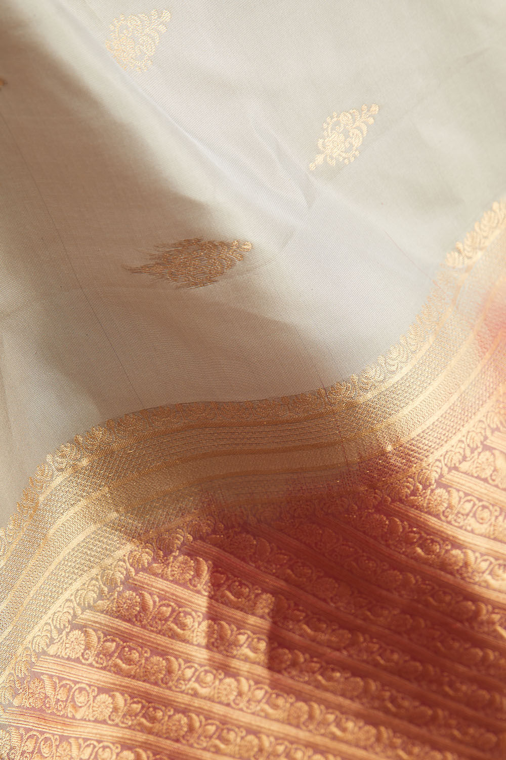 Grey Woven Silk Viscose Saree image number null