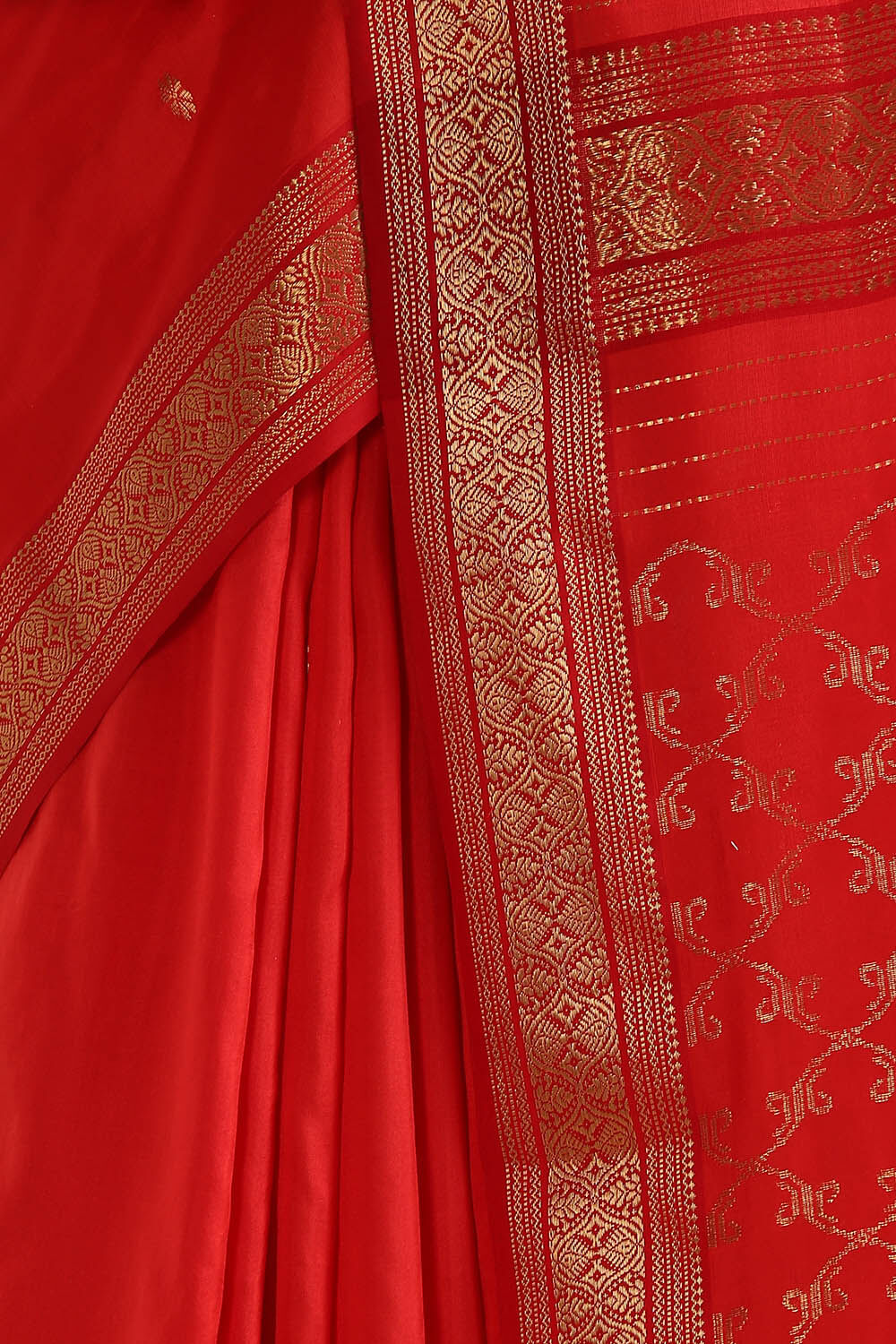 Red Pure Silk Maheswari Saree image number null