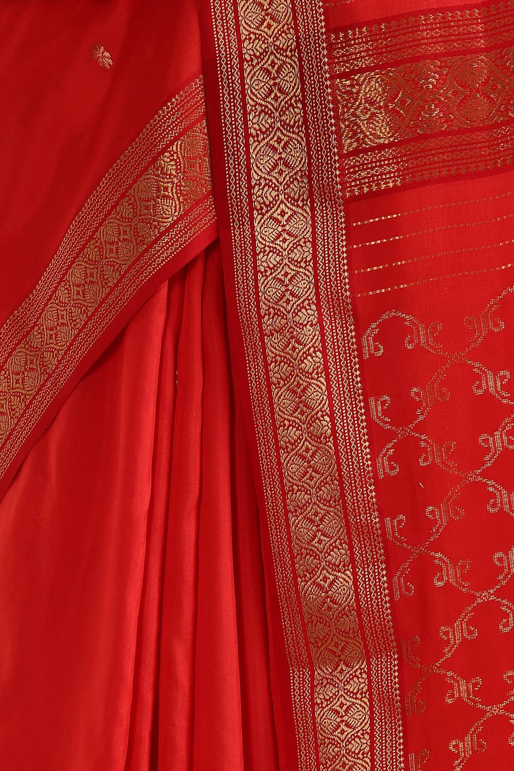 Red Pure Silk Maheswari Saree image number null