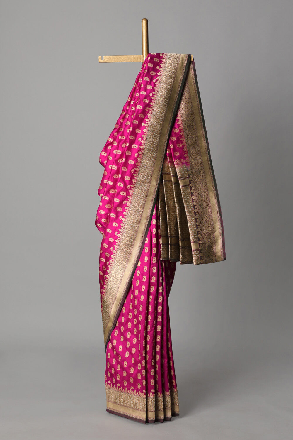 Pink Pure Silk Banarasi Saree image number null
