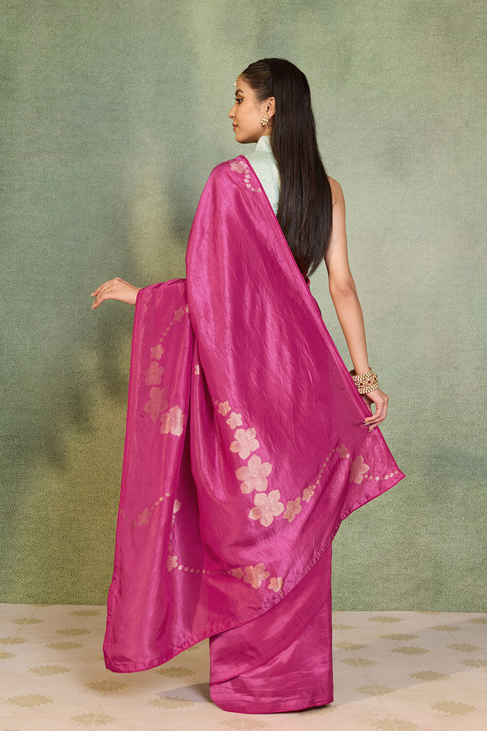 Pink Woven Design Viscose Saree image number null