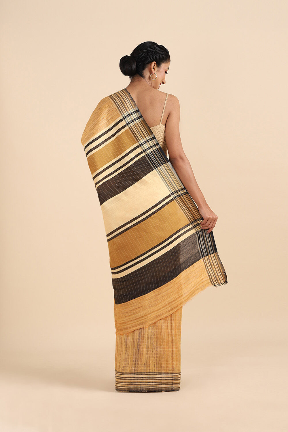 Yellow Pure Tussar Bhagalpuri Saree image number null