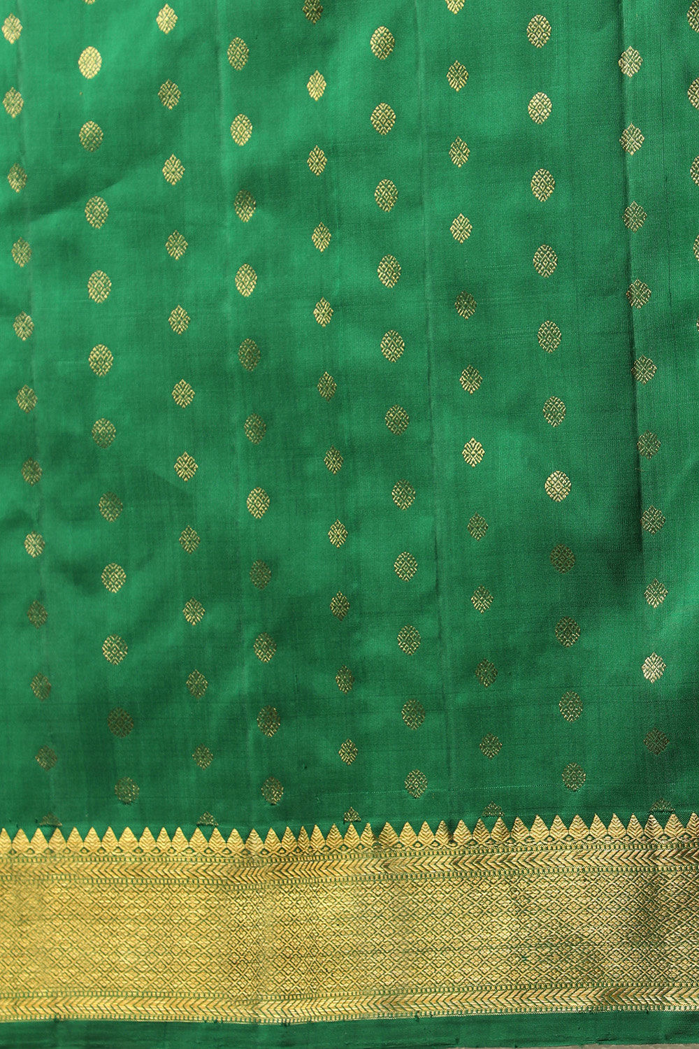 Red Woven Pure Silk Kanjivaram Saree image number null