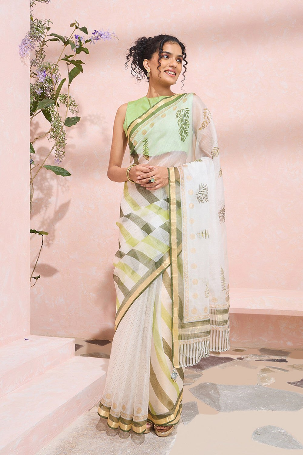 Off White Rajasthan Pure Silk Kota Printed Sanganeri Saree image number null