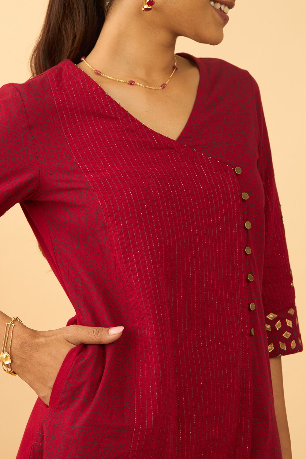 Dark Red Screen Printed Pure Cotton Kurta image number null