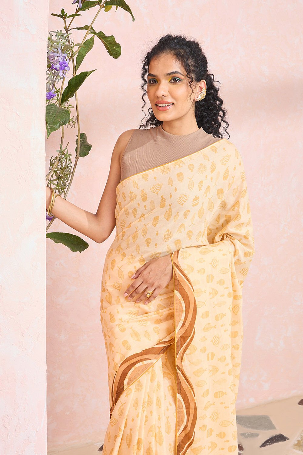 Light Yellow Bengal Screen Printed Pure Mulmul Cotton Saree image number null