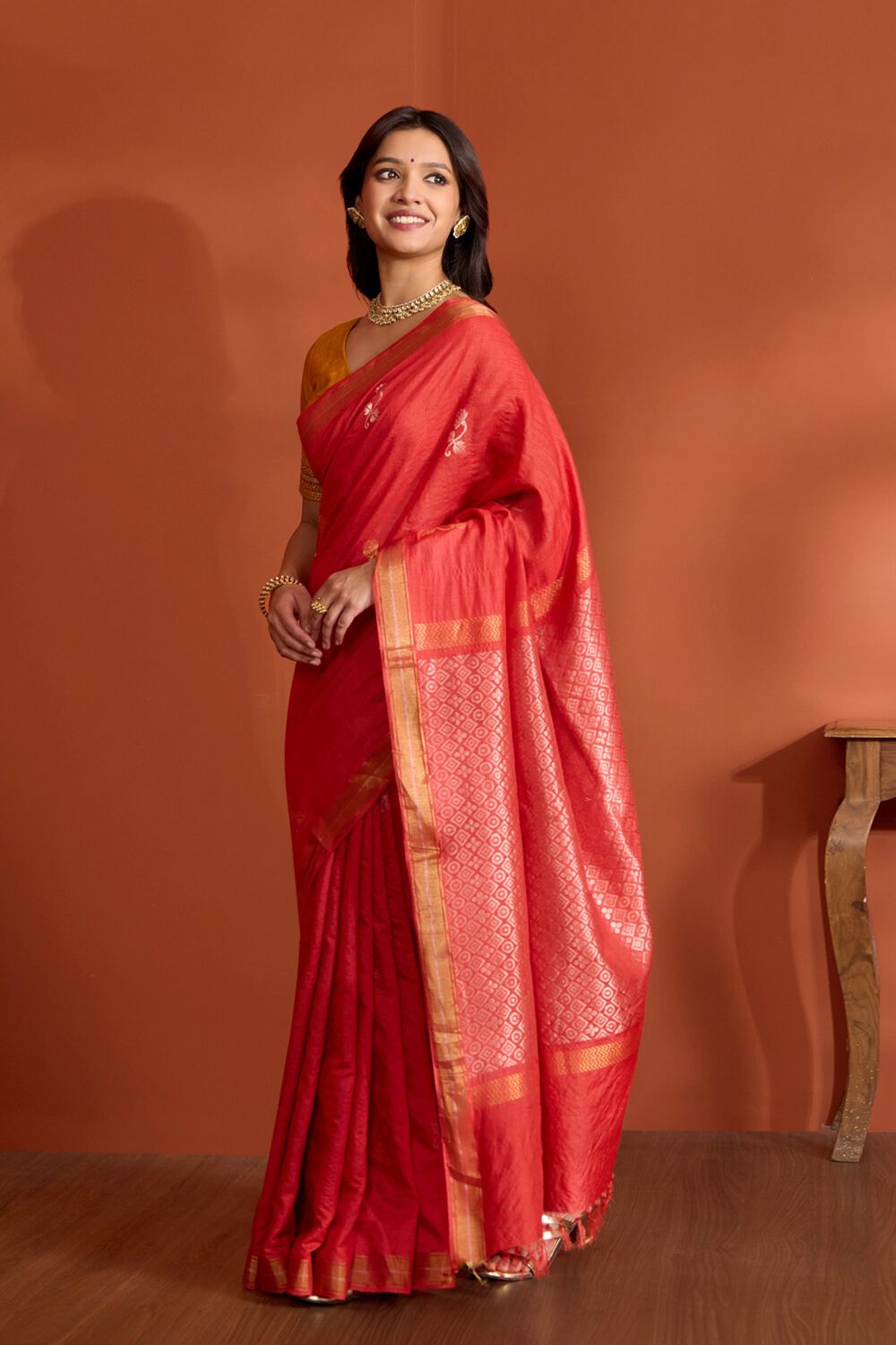 Red Pure Tussar Silk Chattisgarh Woven Saree image number null