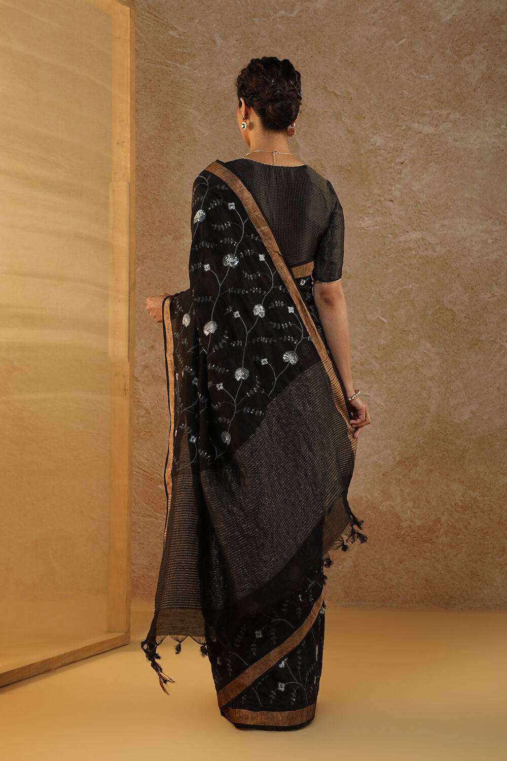 Black Pure Silk Linen Embroidery Bhagalpur Saree image number null