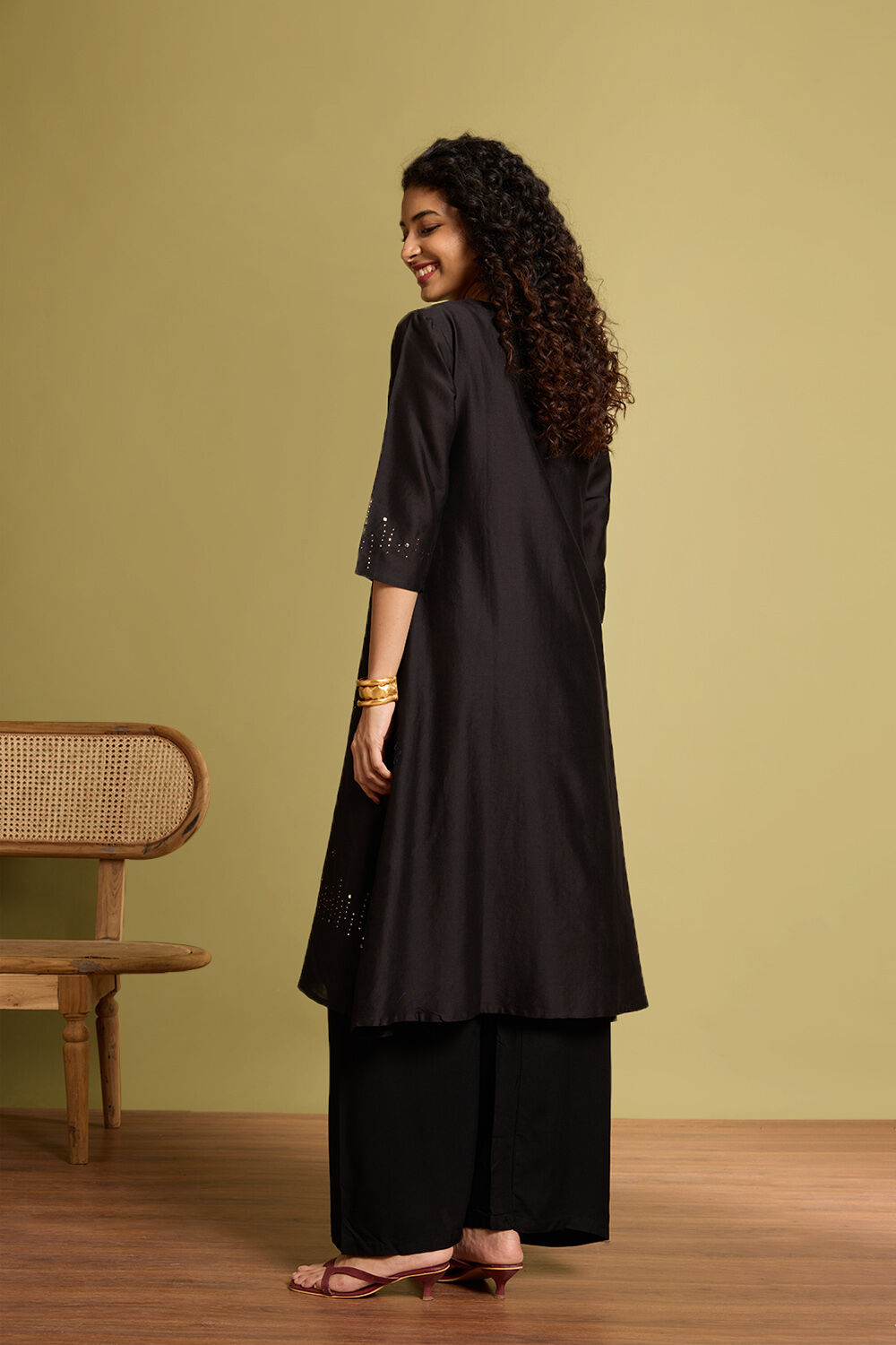 Black Pure Silk Cotton Mukaish Embroidered Kurta Set image number null