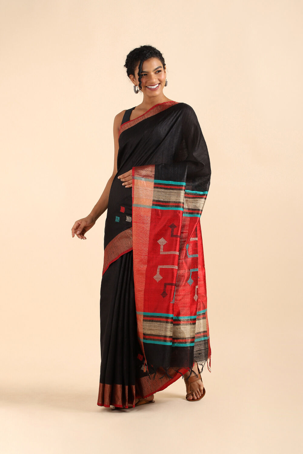 Black Pure Tussar Silk Bhagalpuri Saree image number null