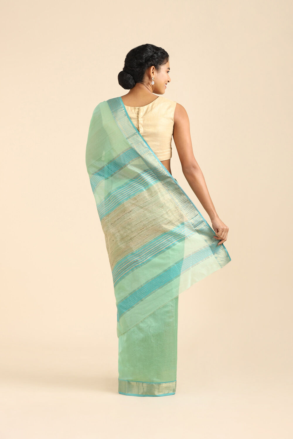 Light Green Pure Silk Cotton Maheswari Saree image number null