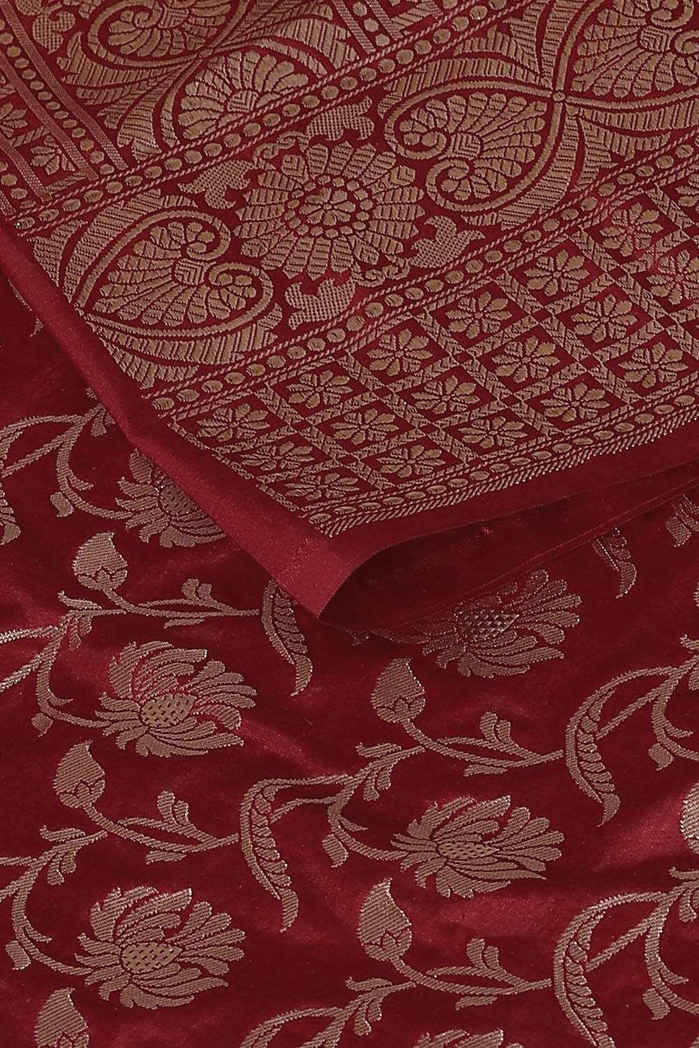 Red Pure Silk Banarasi Saree image number null