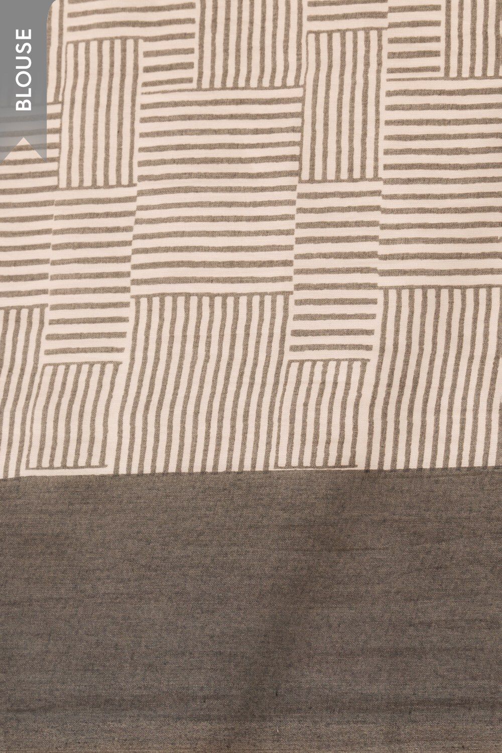 Off White Screen Printed Bengal Mulmul Saree image number null