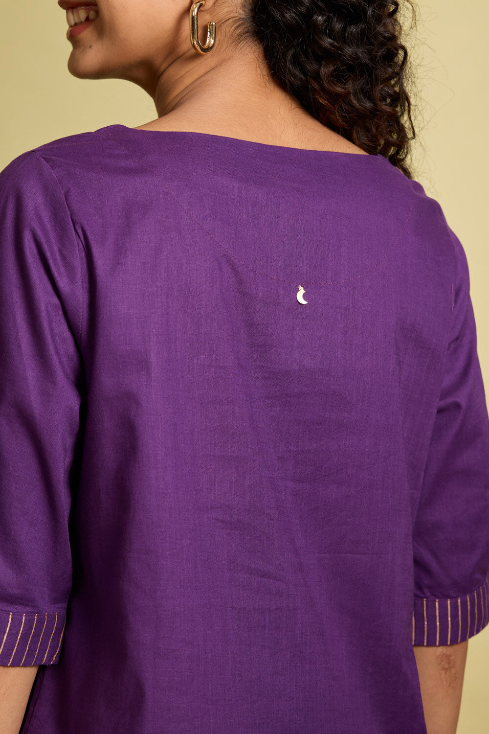 Violet Screen Printed Pure Cotton Short Top image number null