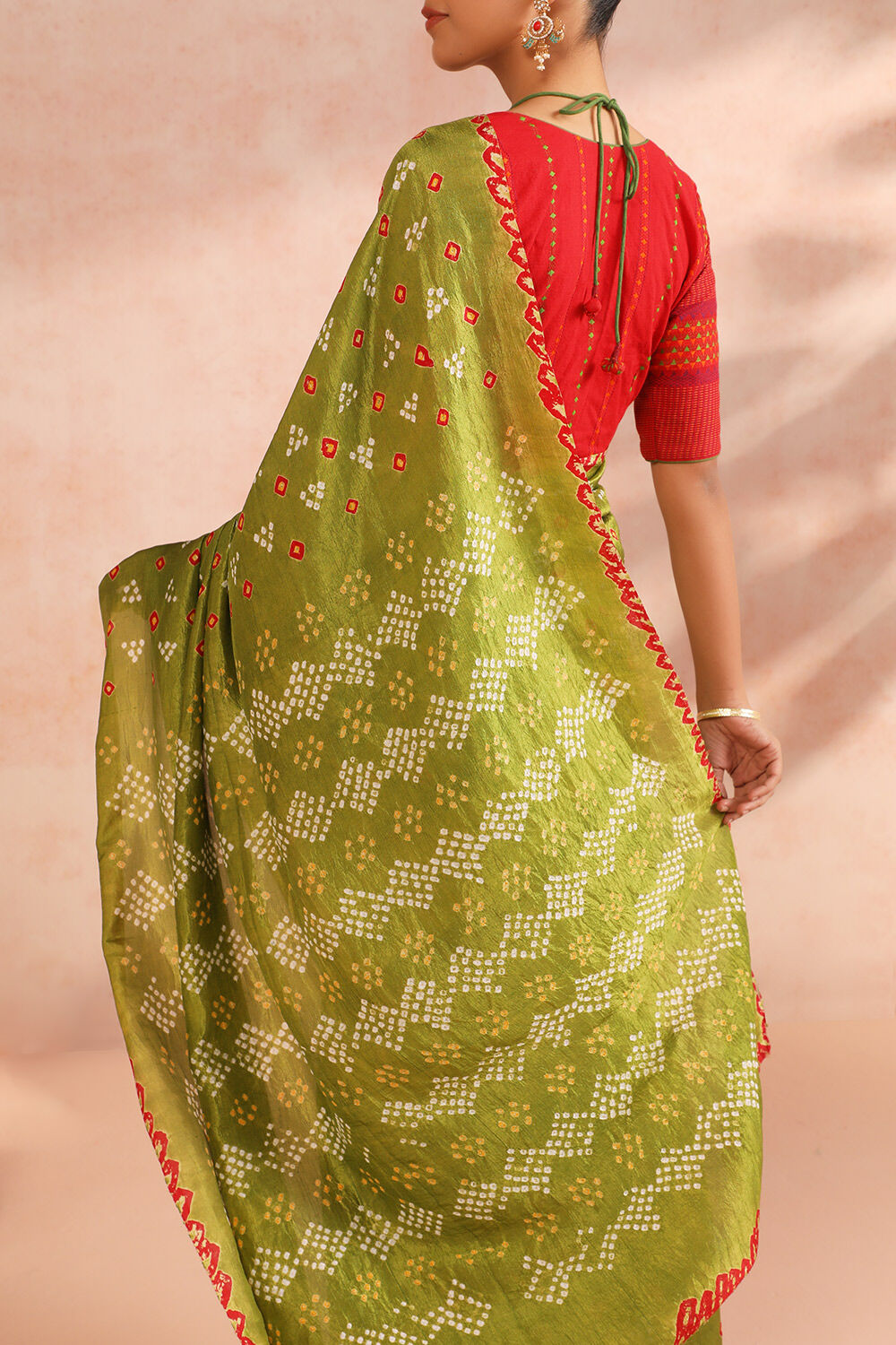 Light Green Gujarat Pure Silk Bandhani Saree image number null