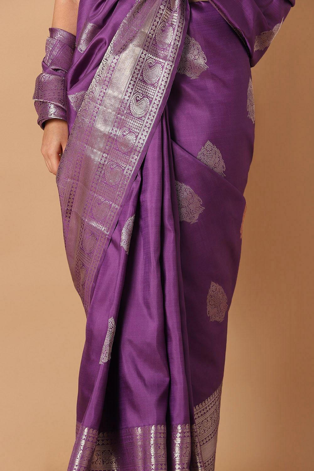 Violet Pure Silk Kanjivaram Saree image number null