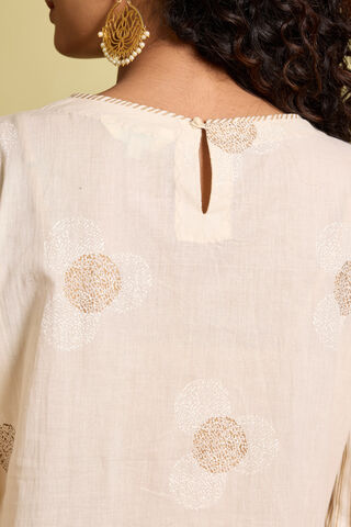 Off White Screen Printed Pure Cotton Kurta thumbnail image number null