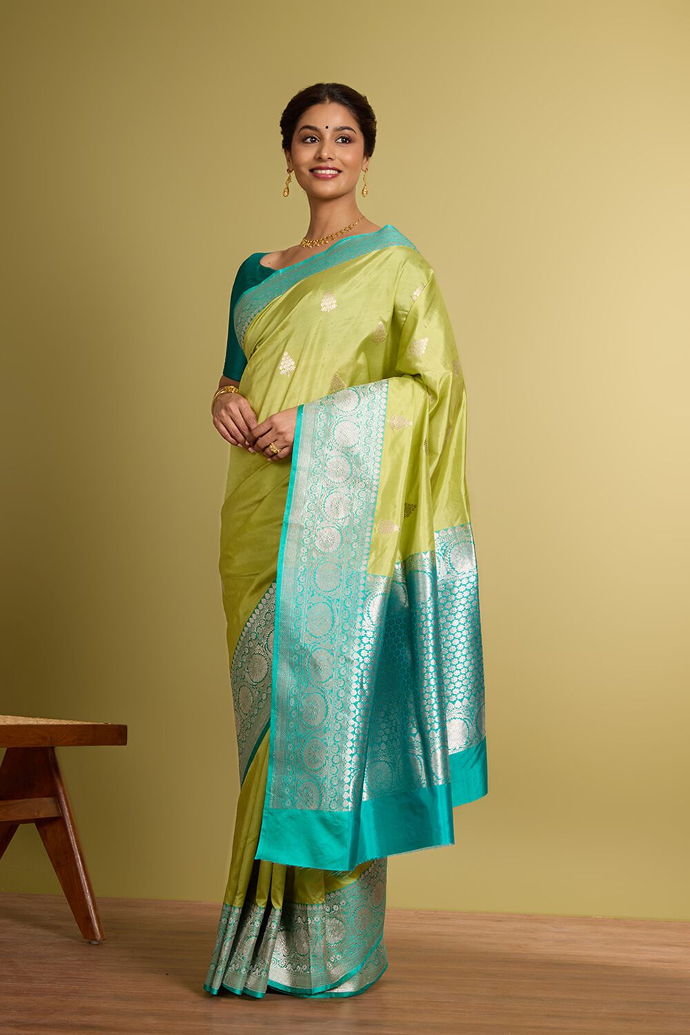 Light Green Pure Silk Kadwa Banarasi Saree image number null