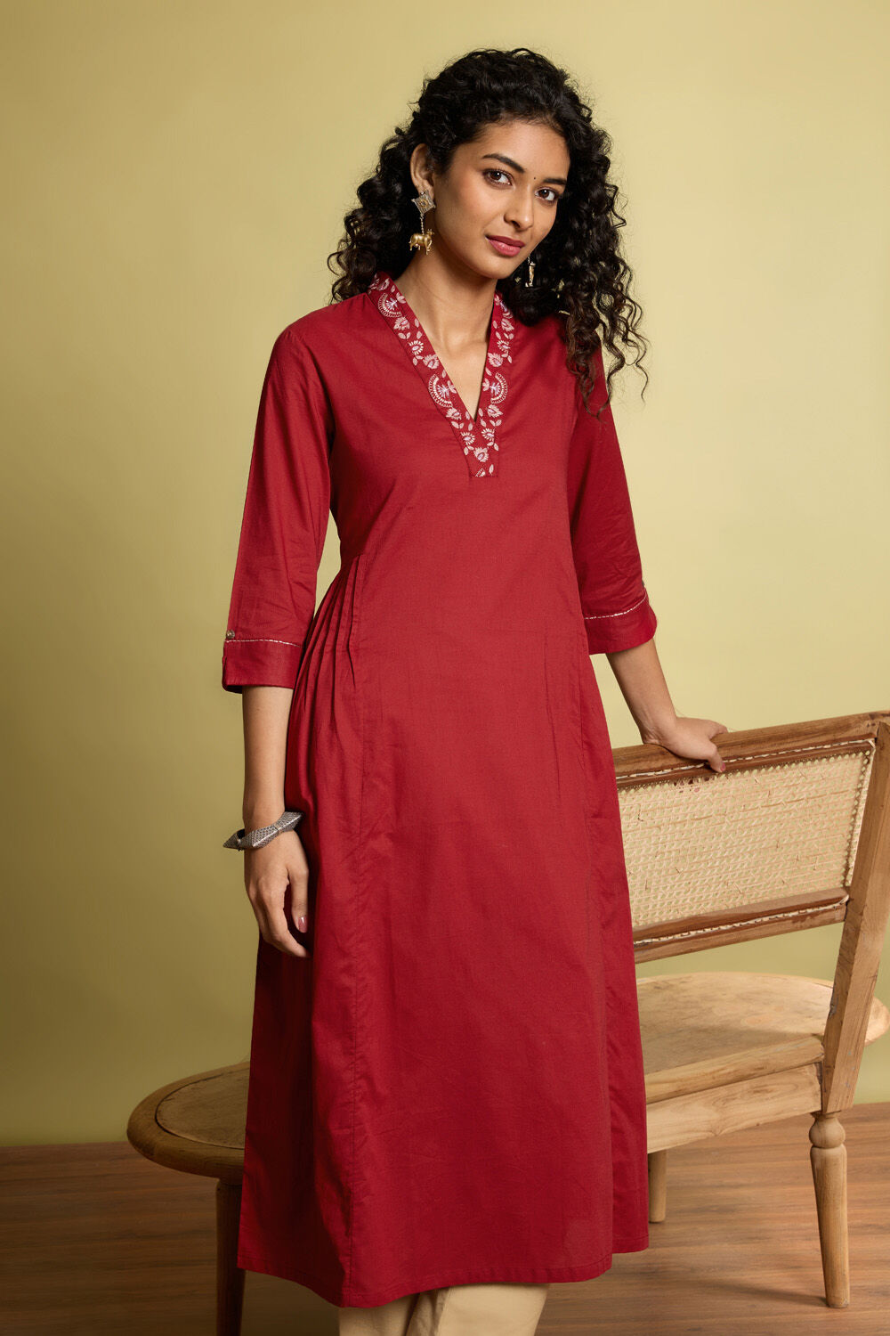 Red Embroidered Pure Cotton Kurta image number null