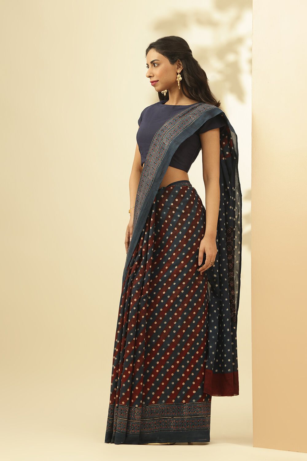 Blue Gujarat Pure Silk Cotton Ajrakh Saree image number null