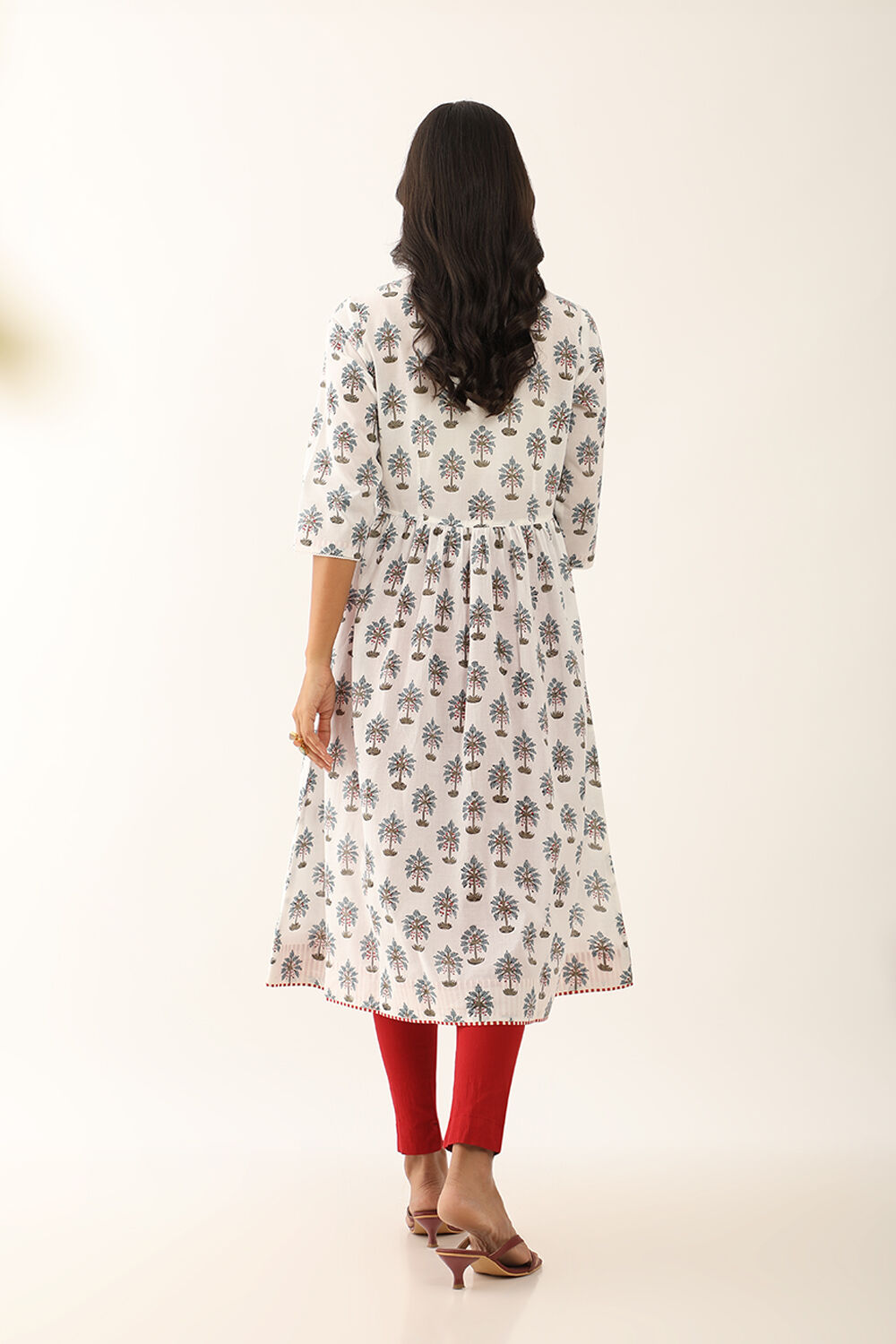 Off-White Pure Cotton Sanganeri Block Printed Kurta image number null