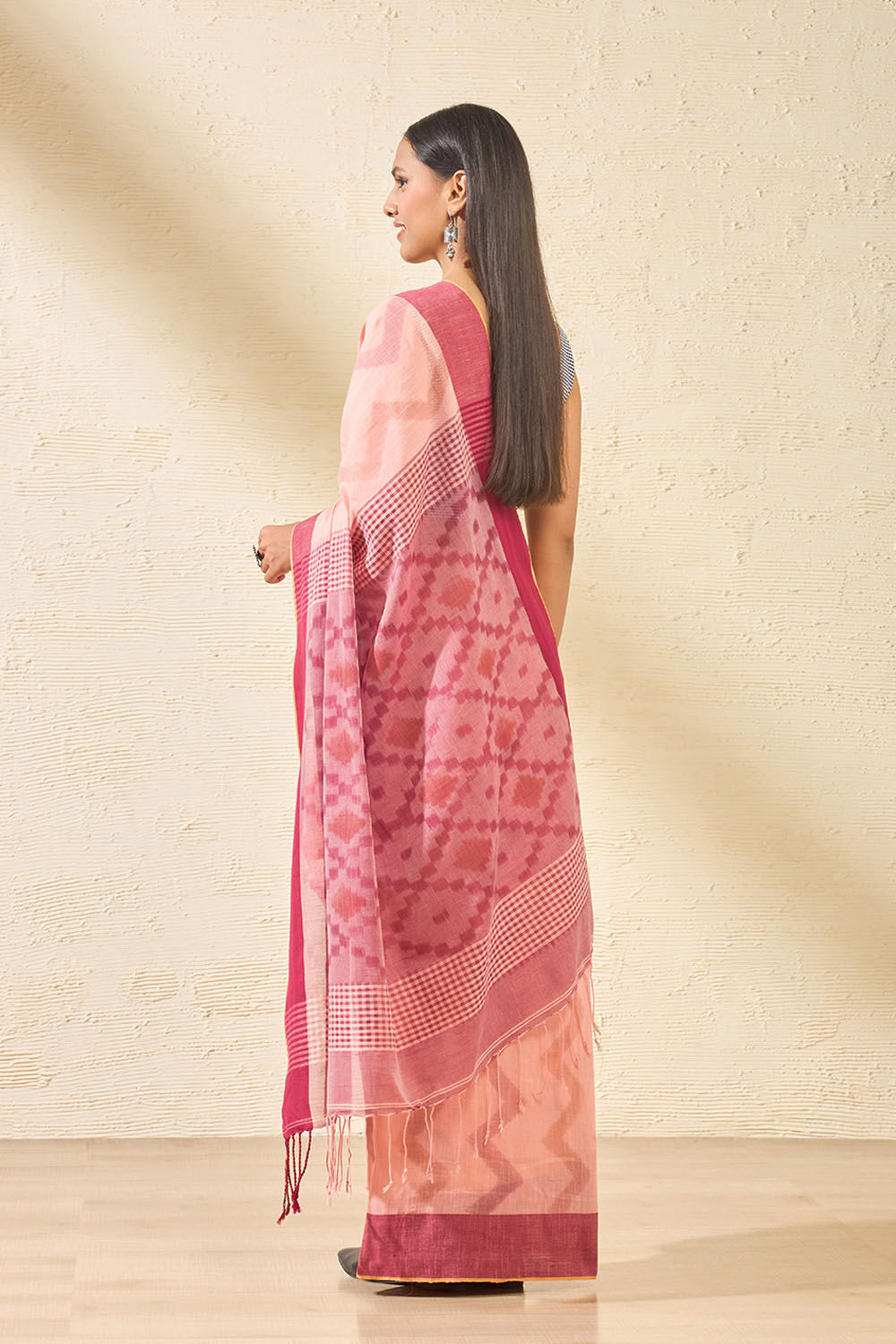 Light Orange Bengal Pure Cotton Ikat Saree image number null