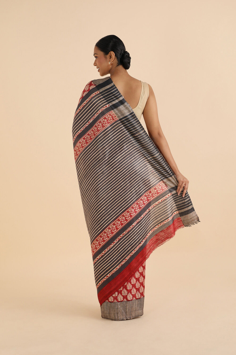 Red Pure Tussar Printed Saree image number null