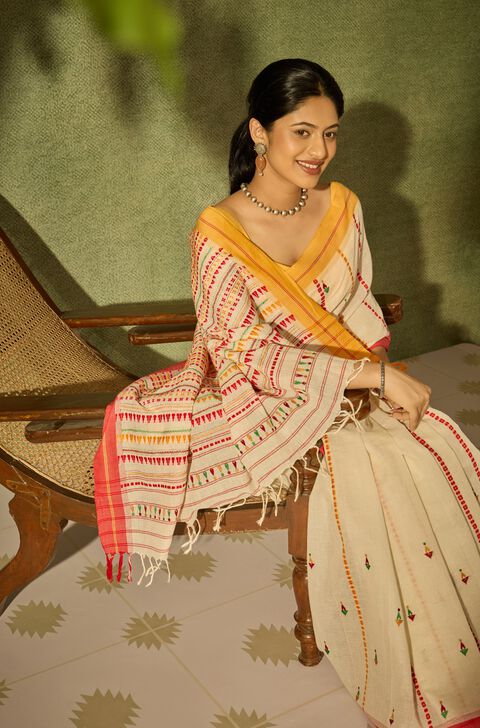 Off White Bengal Pure Cotton Kantha Embroidered Saree